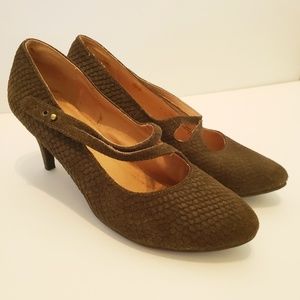 Anthro Schuler & Sons Green Mary Jane Pumps 8.5